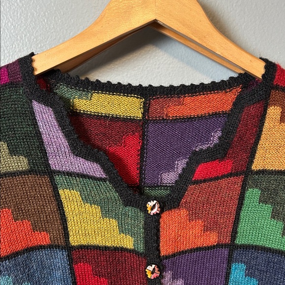 Colorful Geometric Pattern Sweater buttons long sleeve sweetheart neckline L - Picture 9 of 10